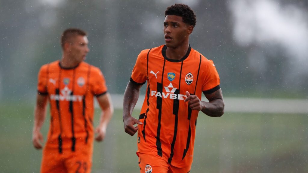 Vinícius Tobias em ação